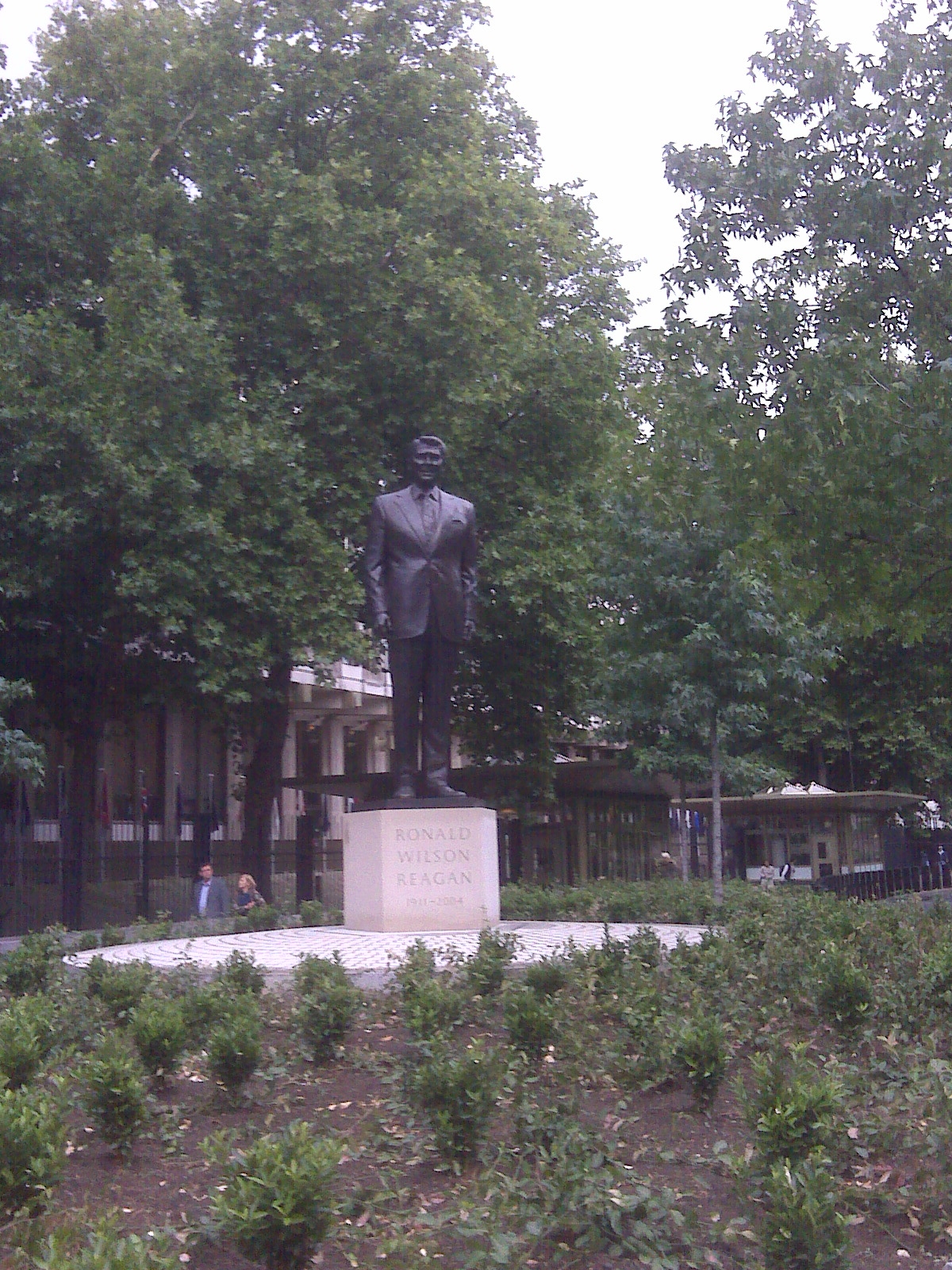Ronald Regan Statue
